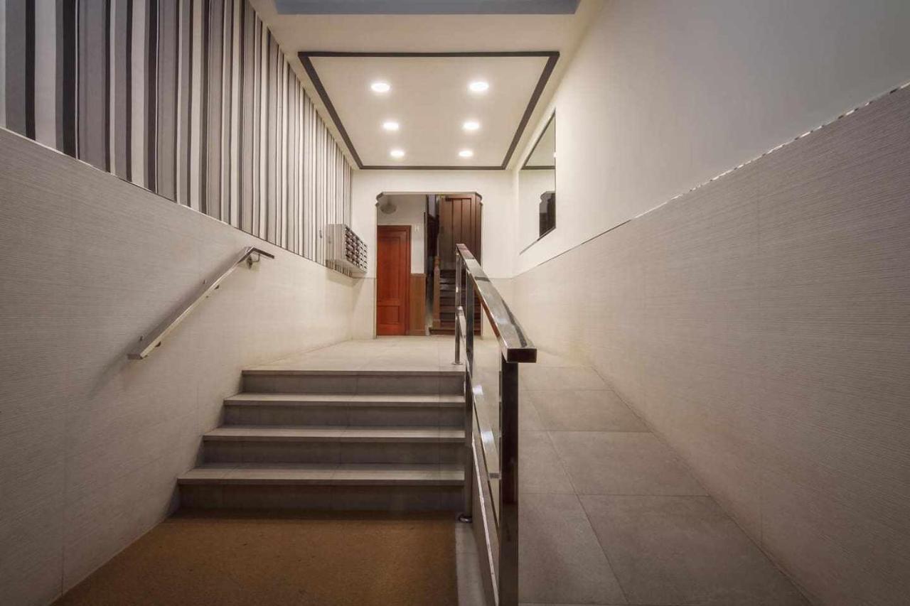 Estrena Glamour Y Guggenheim Бильбао Экстерьер фото